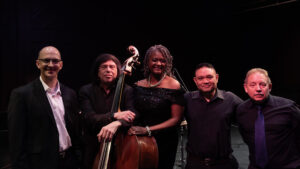 Phil Ravita performing